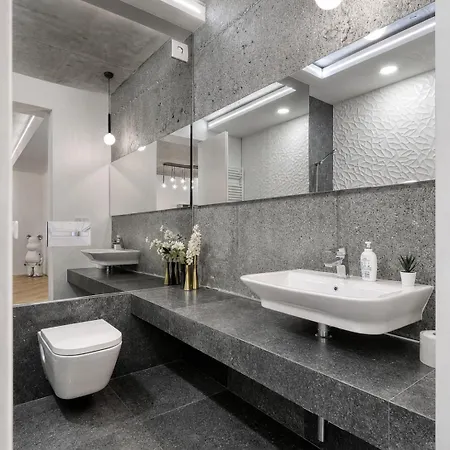 Floreasca Luxury Escape Бухарест